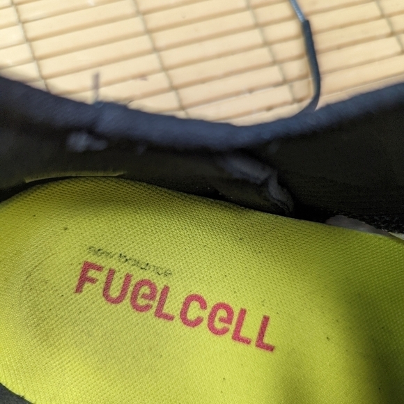 NEW BALANCE Fuel cell Rebel Men’s Size 12.5 Black Neon Running Shoes MFCXMB. 225 main image 9